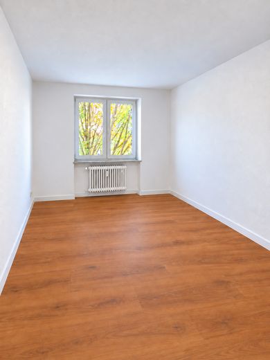 Zwischen Stadtleben und Rückzugsort - Großzügige Wohnung mit Balkon – Esszimmer / Kinderzimmer