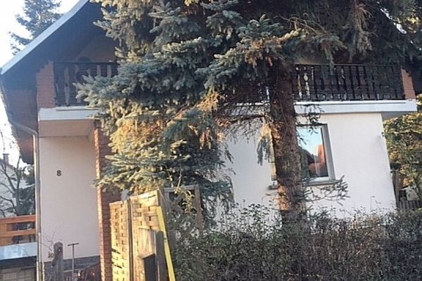 ATTENZIONE SOLO POCHI MINUTI IN AUTO DA BAUTZEN!! Casa unifamiliare in posizione residenziale molto ricercata a Großpostwitz