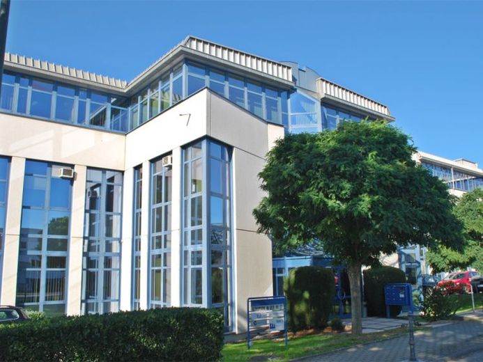 KLE!N - Provisionsfrei - Attraktive Bürofläche in angenehmer Arbeitsatmosphäre – Foto 1