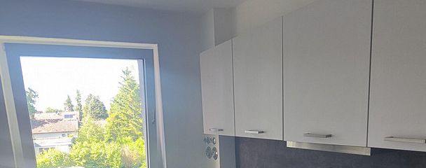 Sanierte 3-Zi.-Wohnung in guter Lage von Rahlstedt zu mieten – Neuwertige Einbauküche
