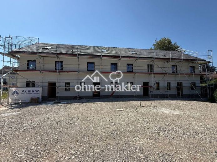 Neubau KFW 40-QNG Plus Reihenmittelhaus im Ortskern von Dettingen – Foto 1