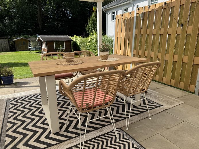 Terrasse mit Blick Garten
