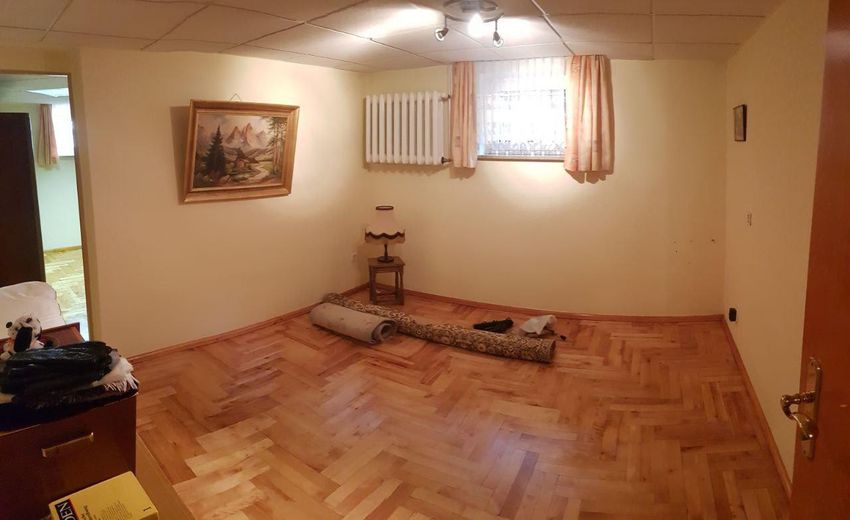 "Spielzimmer" - Zugang zum SZ