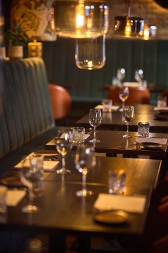 Exklusives Restaurant in Bestlage – Hochwertige Gastronomie mit etabliertem Kundenstamm – Foto 4
