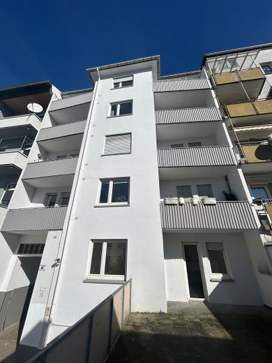 Solide Kapitalanlage in Ludwigshafen-Süd | 1,5-Zimmer-Wohnung, vermietet | Garage optional – Rückansicht Terrassen Sicht