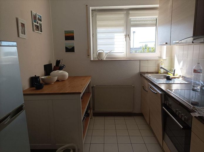 Provisionsfrei von privat: Bezugsfreie 3-Zimmer-Wohnung mit Balkon, Keller, TG in Dietzenbach-Mitte! – Küche