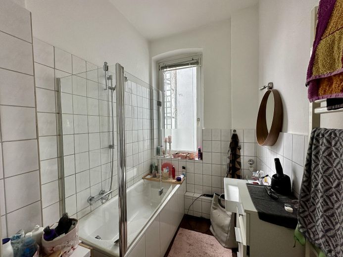 Großzügige 4-Zimmer-Altbauwohnung im 3. OG mit Weitblick über Osnabrück – Foto 5