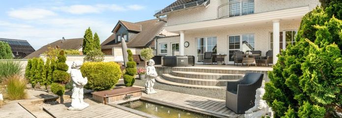 +5PLUS+ RAUM. ANSPRUCH. PERSPEKTIVE: TOP GEPFLEGTES EINFAMILIENHAUS IN 1A-LAGE VON LANGERWEHE/PIER +