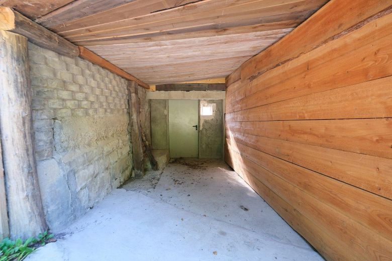 Einfamilienhaus im schönen Osterwald mit schöner Aussicht – mini Carport