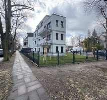 Traumhaftes Penthouse mit großer Dachterrasse & Dämeritzsee-Blick – Foto 5