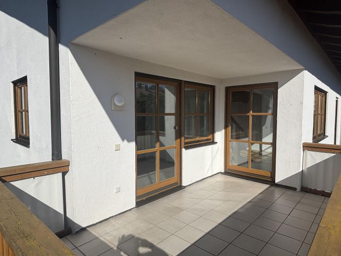 Großzügige Loggia S/W