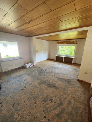 Idar-Oberstein Stadteil - viel viel Haus fürs Geld..und jede Menge Grün drum rum – HB5 Wohnzimmer