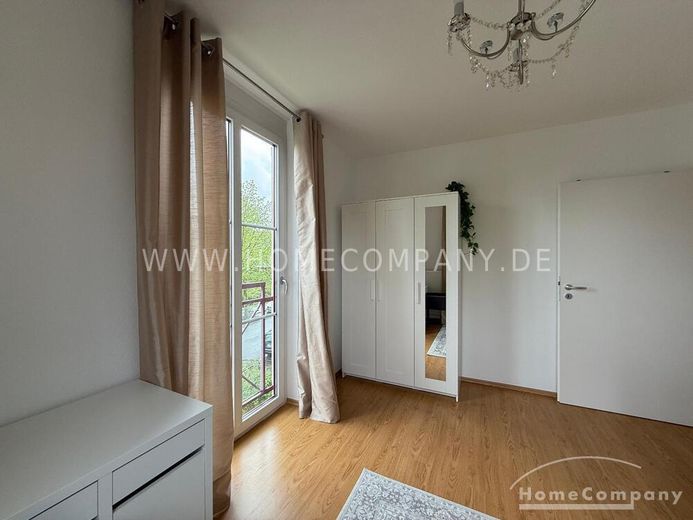 ***Riedberg (8072090) Moderne möblierte 3 Zimmer Wohnung mit Balkon und Stellplatz – cae268a5dcf8716a8b424bae5433792b8dd1f73a.jpg