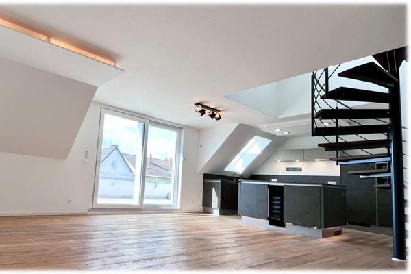 Toekomstbestendig wonen: moderne KfW-55-maisonette (A+) met groot dakterras & 2 parkeerplaatsen