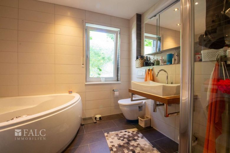 Zentrale Oase – Badezimmer