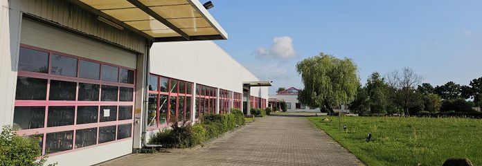2 Hallentore