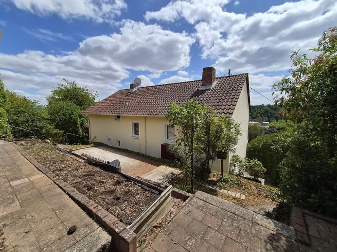 Freistehendes Einfamilienhaus mit Panoramablick über Bad Kreuznach – Foto 5