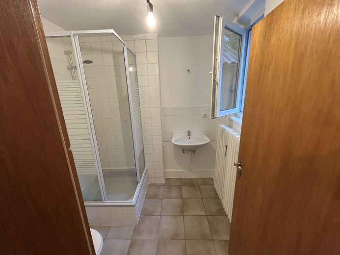 %8,6 getiri sağlayan, merkezi ve pastoral eski şehir konumunda çok aileli konut binası – Badezimmer aus Wohnung 1