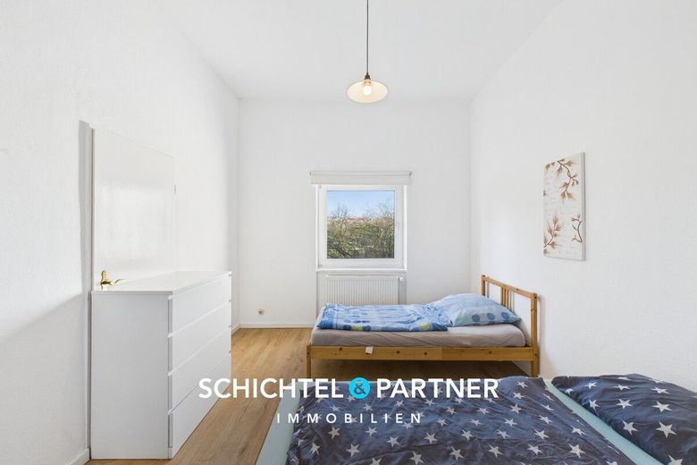 Lindenhof | Geräumiges Reihenmittelhaus Nähe Waterfront mit Ausbaupotenzial – S&amp;P | Schlafzimmer