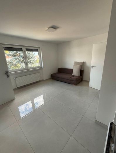 Modernes 1-Zimmer-Apartment mit Einbauküche – auf Wunsch möbliert – in Mörfelden-Walldorf – WONHZIMMER