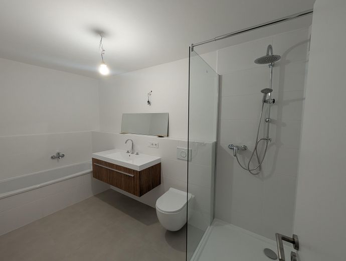 Altstadtjuwel mit Charme – 4 Zimmer provisionsfrei – Badezimmer