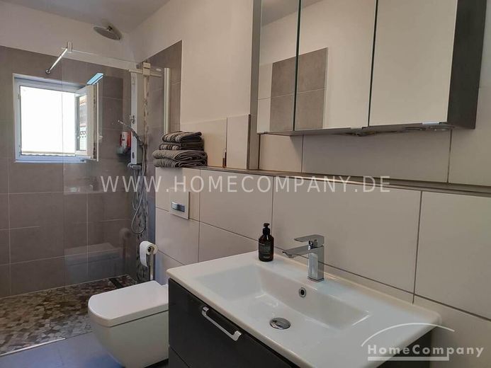 Schöne, moderne 4 Zi.-Wohnung, 1. OG, komplett und hochwertig ausgestattet. In ruhiger Lage Nähe Hbf und City. – e64e6e84f33a85b7c9e9498ef36d3e47483c8391.jpg
