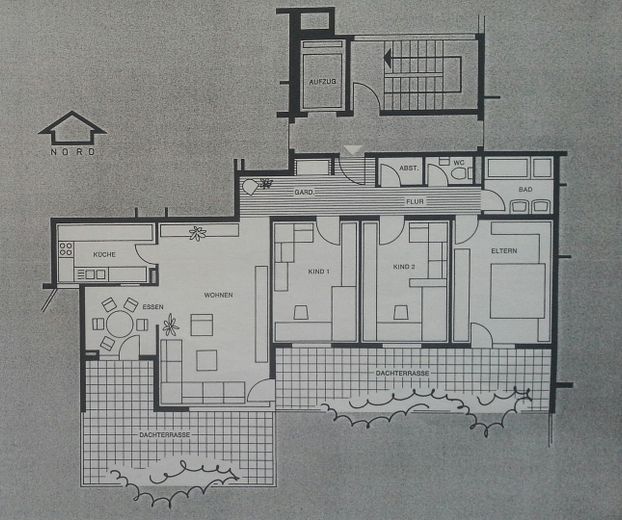 Amplio apartamento con vistas panorámicas – Grundriss