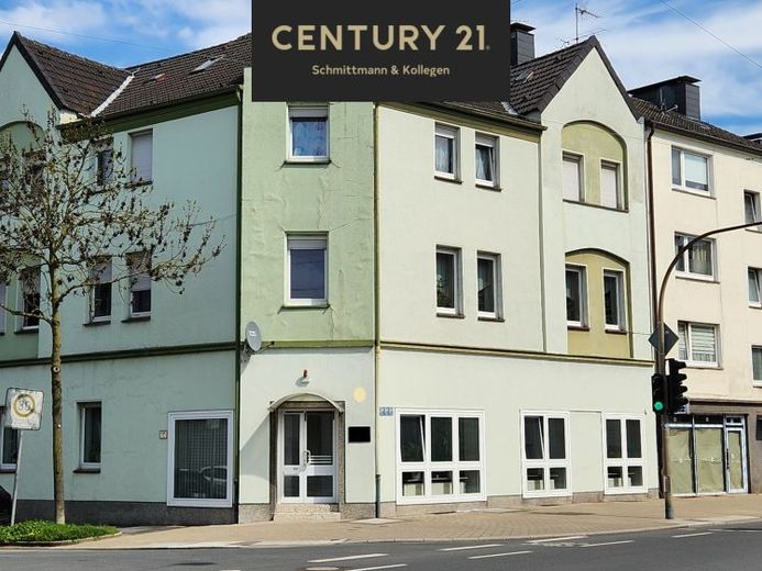 Entwicklungspotenzial für Investoren: Wohn- und Geschäftshaus PLUS Bau-/Gewerbegrundstück! – Foto 1