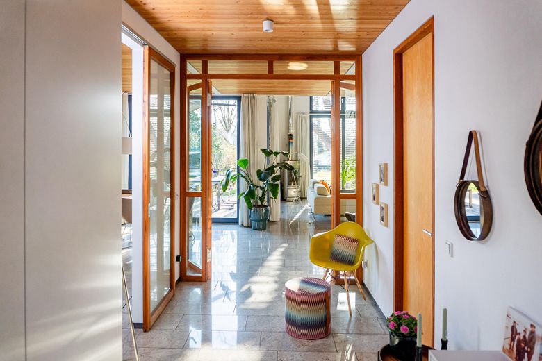 Eingangsbereich m. Sichtachsen