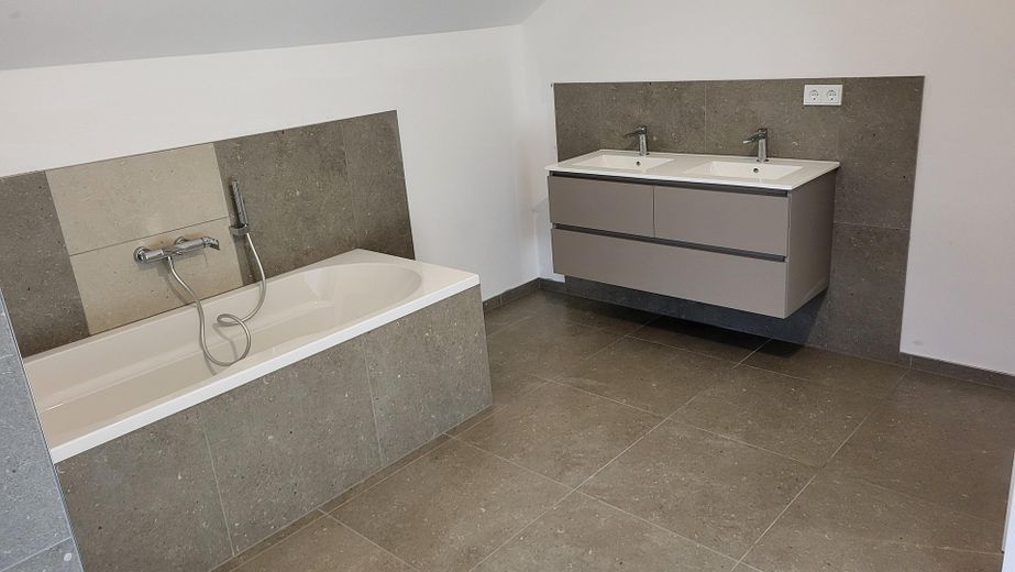 Wanne - 2 Waschtische