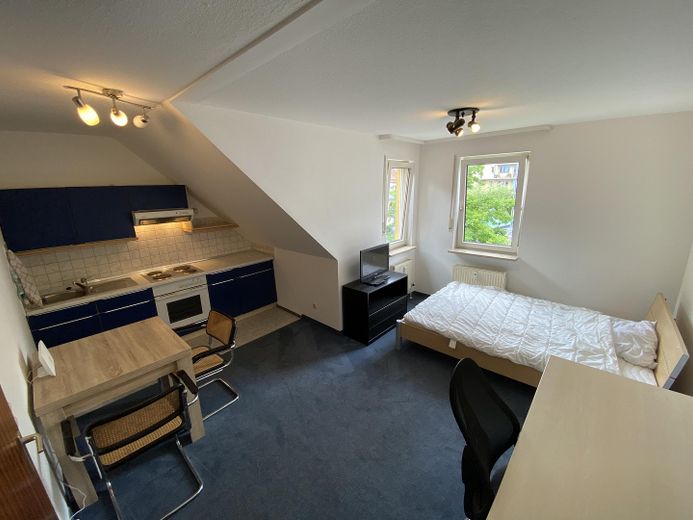 Möbliertes & helles Apartment direkt am Hauptbahnhof (HBF) – Foto 3