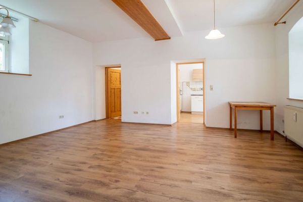 IN AFFITTO: Accogliente monolocale in una casa storica a Stadtsteinach.