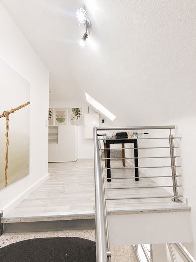 Einfamilienhaus Provisionsfrei zu verkaufen in Oberderdingen – Treppenhaus