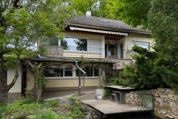 Sanierungsobjekt- Naturparadies mit Wiesen, eigenem Wald und vielseitigem Wohnraum bei Überlingen