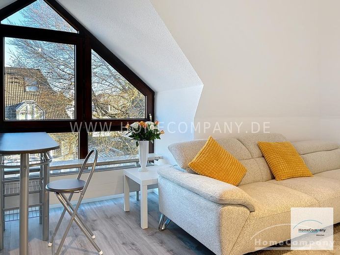 Wohnen mit Stil in Sendling – Neu möbliert  &  bezugsbereit – d840585e134a221729d4669074e94ce014d8f771.jpg