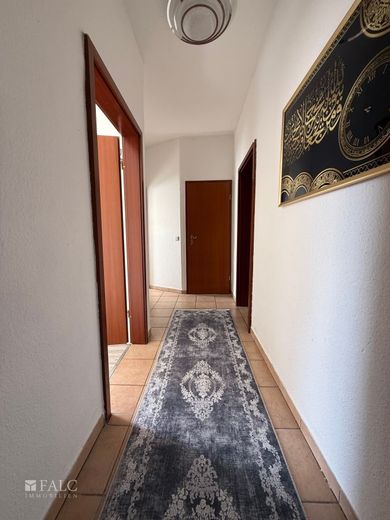 Kapitalanleger Aufgepasst 7,28 % Ist-Rendite  Steigerung auf ~8,73 % möglich! Renditeknaller – Wohnung 2 Flur