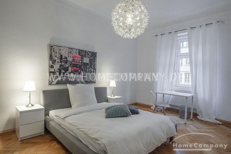 Exklusive 4-Zimmer-Altbauwohnung mit Balkon  &  Tiefgarage in Top-Lage – 2a312df8f3b628bf8550bd940ca447a557a3150c.jpg