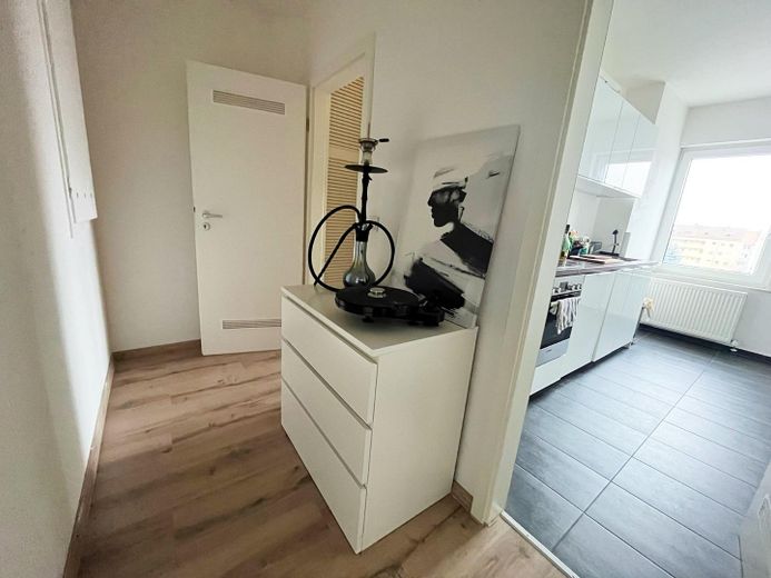 Appartamento di 1 locale completamente ristrutturato con cucina abitabile aspetta il nuovo proprietario! – Inspiration3