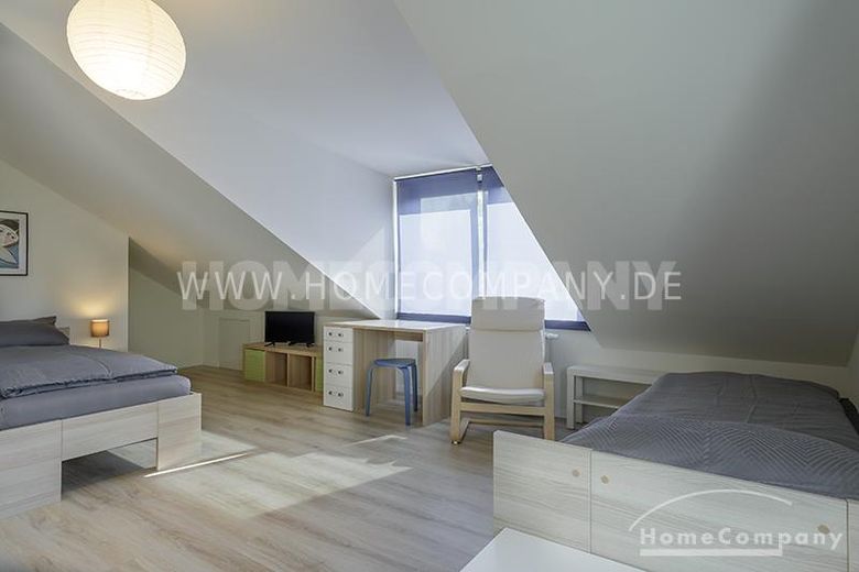 ff816cd8399054eaf4273b6c2d636e9080d1cb4d.jpg