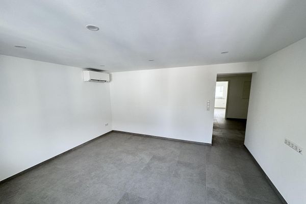 Komplett saniert & Erstbezug: 3 Zimmer, Einbauküche, Klimaanlage – Leonberg