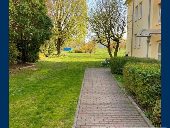 Цвеккау кличе: вільна 4-кімнатна квартира з балконом і кухнею з природним освітленням. Твій невимушений новий апгрейд – Фотографія 1