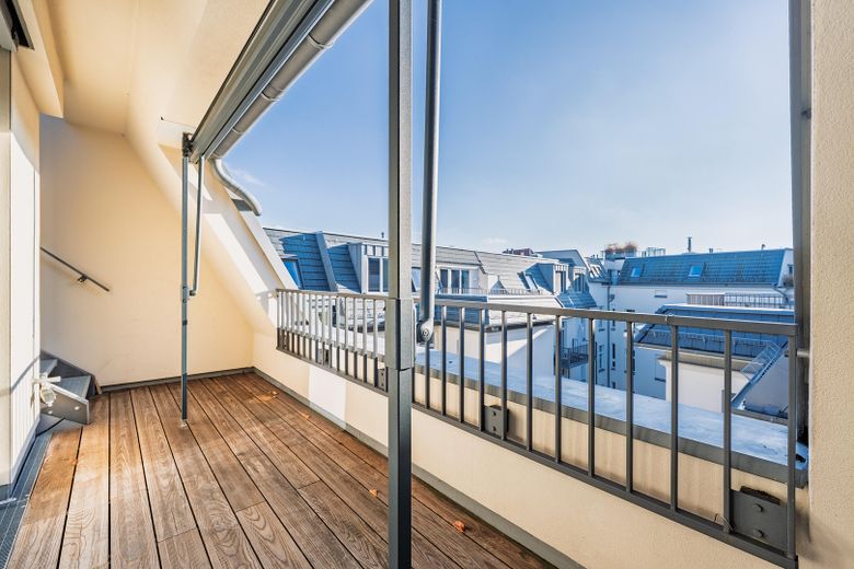 Dachgeschosswohnung inkl. Aufdachterrasse nahe Ludwigkirchplatz - provisionsfrei – Foto 9