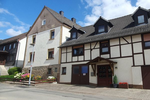 Zweifamilienhaus in Waldeck