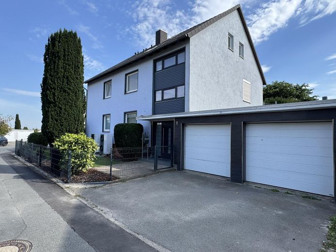 2 Familienhaus mit Einliegerwohnung in sehr guter Wohnlage von Ronnenberg – Foto 3