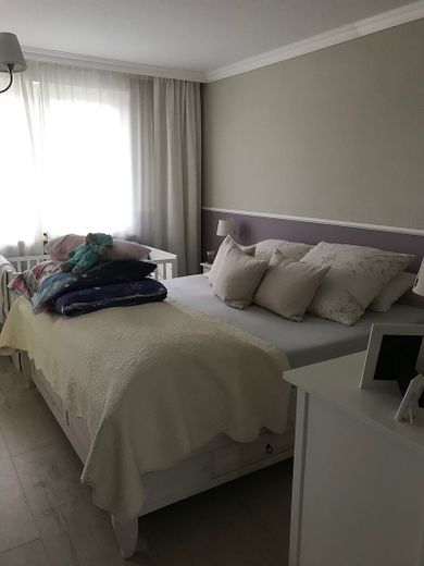 Exklusives Wohnen mit Havelblick: KfW-70 Wellness-Oase mit Pool & Sauna in Nieder Neuendorf – Foto 25