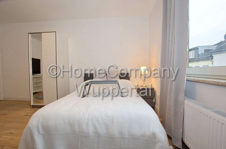 Modernes Apartment mit neuem Bad und Internetzugang in der Südstadt – fcaa4b9d52280bf0348199429afd123e58d31449.jpg