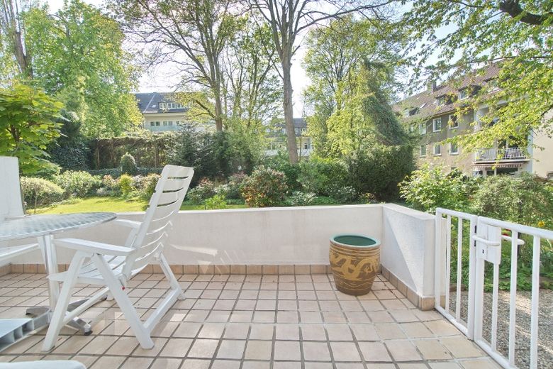 Appartamento con splendida terrazza sul giardino, posizione tranquilla nel quartiere sud, due camere da letto – b5e015db69132e2980a7a43e3d555be4332ae5df.jpg