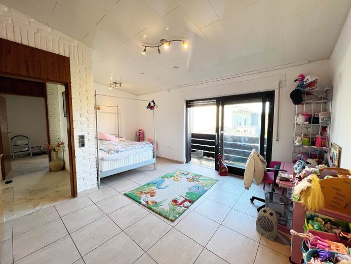 Freundliches Kinderzimmer