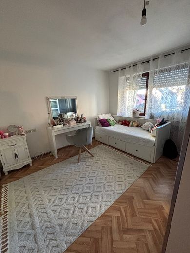 Zentrumsnahe 2 Zimmer Wohnung mit Balkon und Tiefgarage – Foto 8