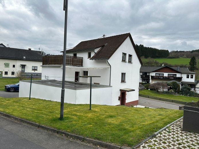 2 Familienhaus – Haus Außen West